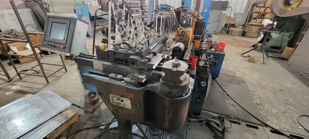 1998 Eaton Leonard VB-300 Tube/ Pipe Bender, photo 1 of 8