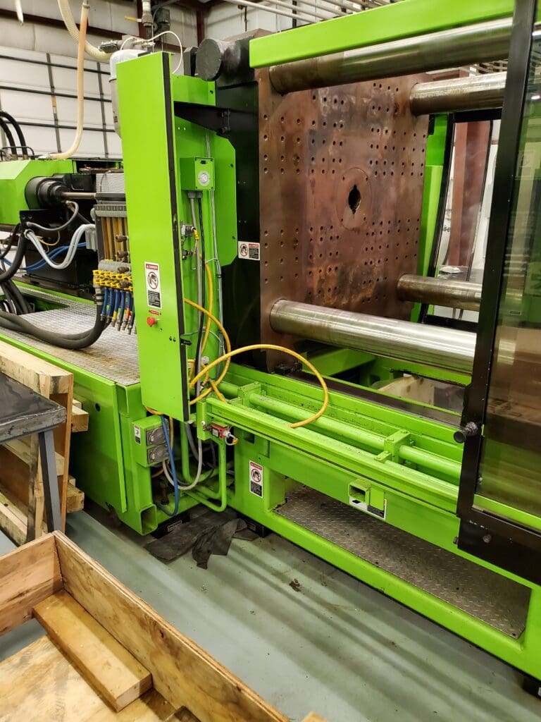 Used Engel 3550/600 Injection Molding Machine For Sale