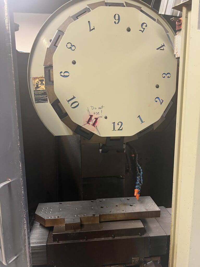 Used Hitachi Seiki DS-250 CNC Vertical Machining Center For Sale