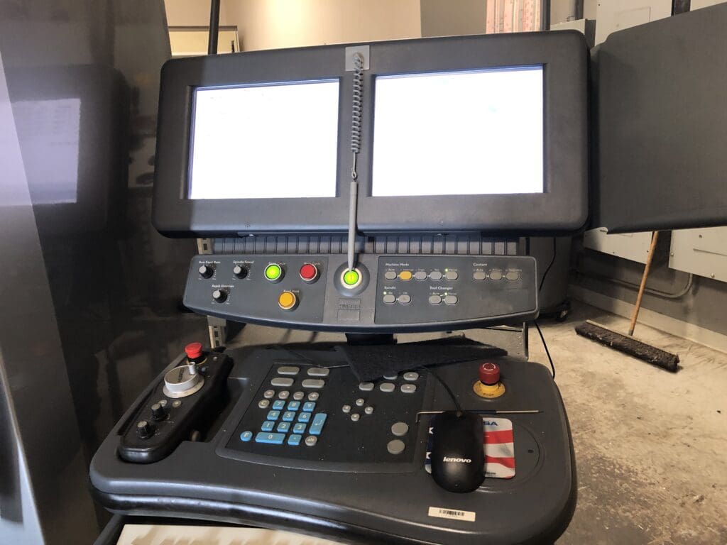 Used Hurco VMX30Ui CNC Vertical Machining Center For Sale