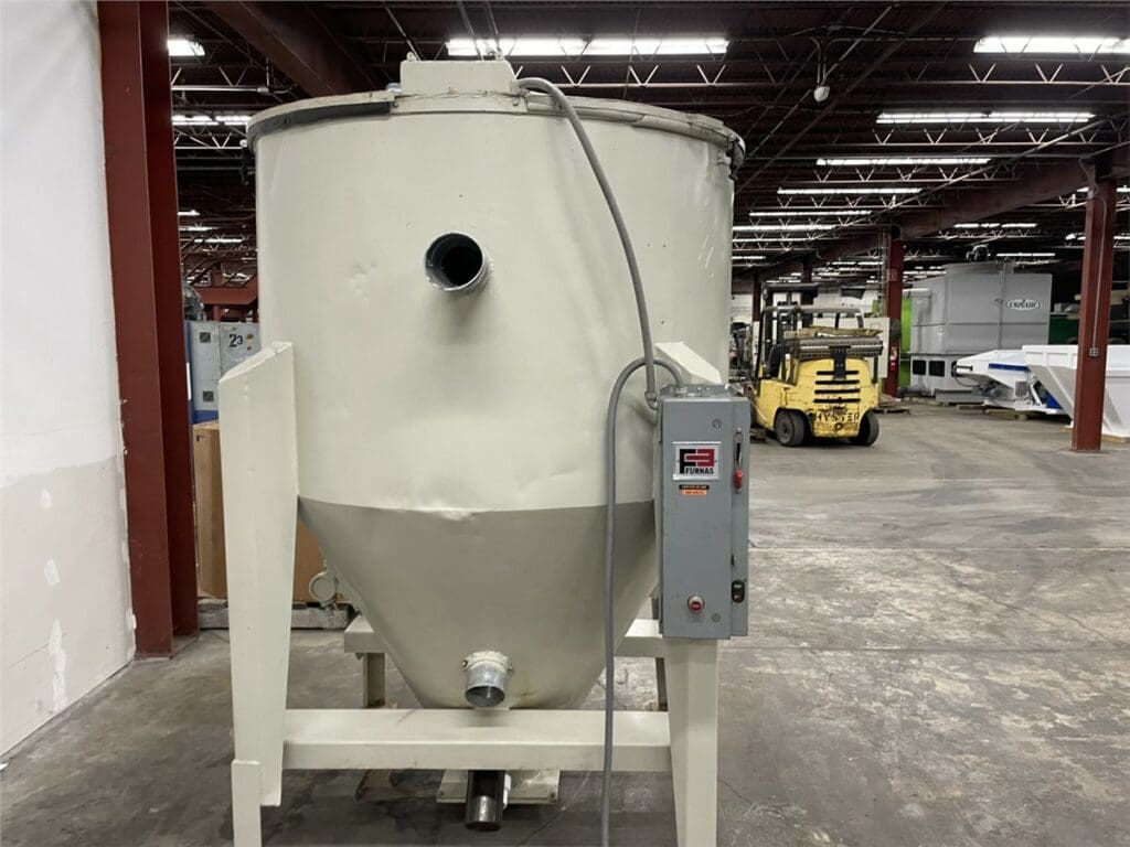 Used Vertical Blender 60" Plastic Auxiliary Equipment For Sale