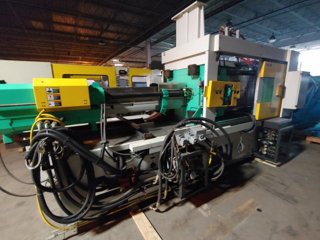 Used Arburg 570c 2000-800/350 Injection Molding Machine For Sale