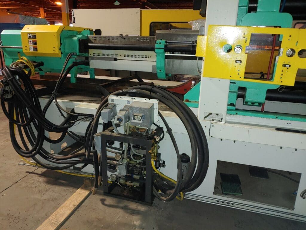 Used Arburg 570c 2000-800/350 Injection Molding Machine For Sale