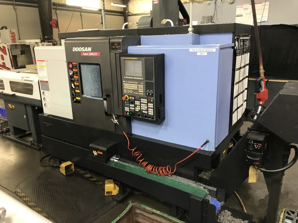 2015 Doosan Lynx 220LSYC