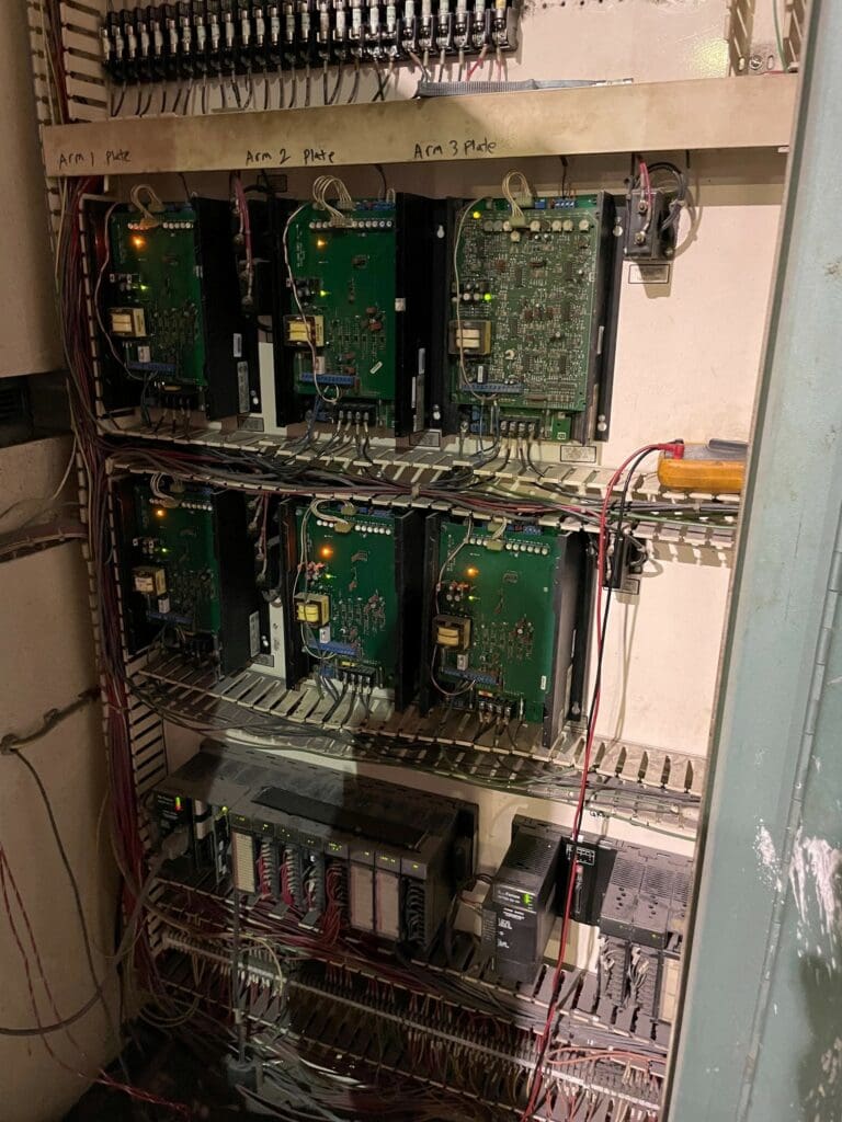 Used Ferry RS3-330 Roto Molders for Sale