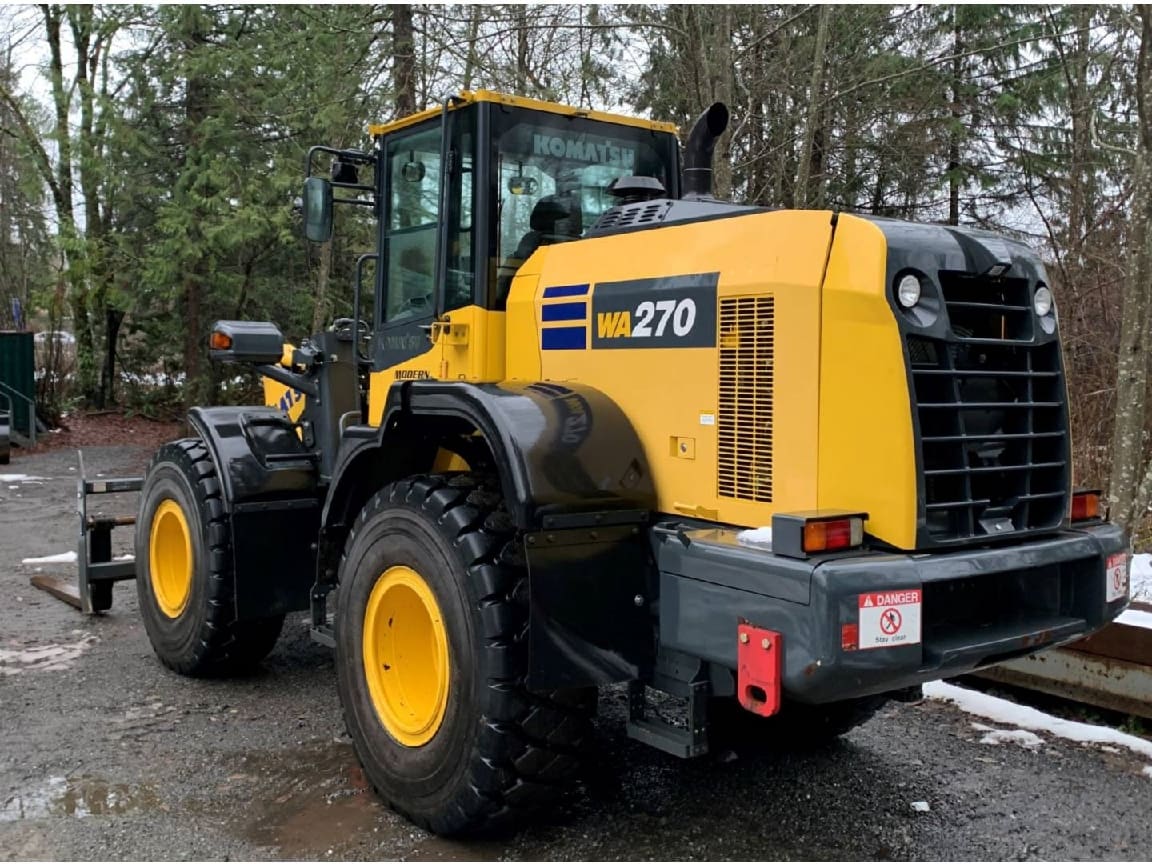 2018 Komatsu WA270-8