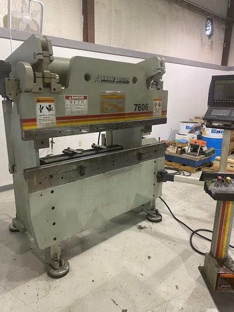 2001 Accurpress 7606