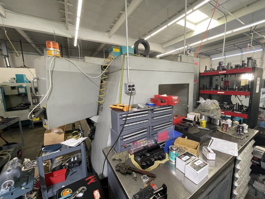 Used Akira Seiki SV1000 CNC Vertical Machining Center for Sale