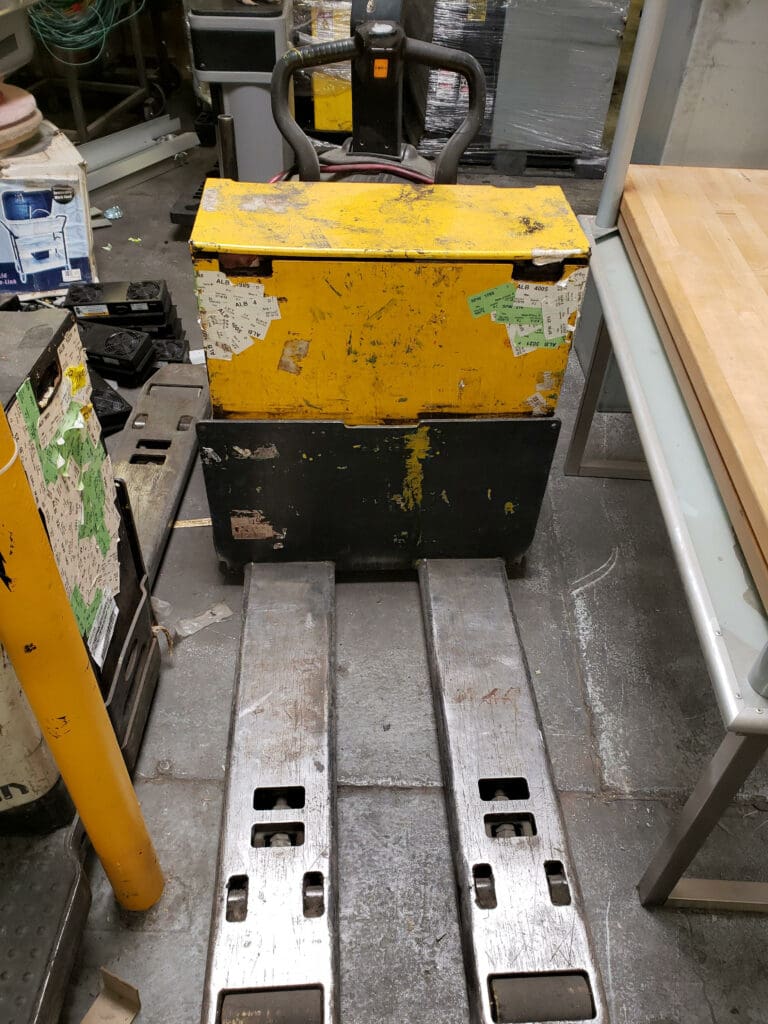 Used Crown PE4000-80 Pallet Jack For Sale