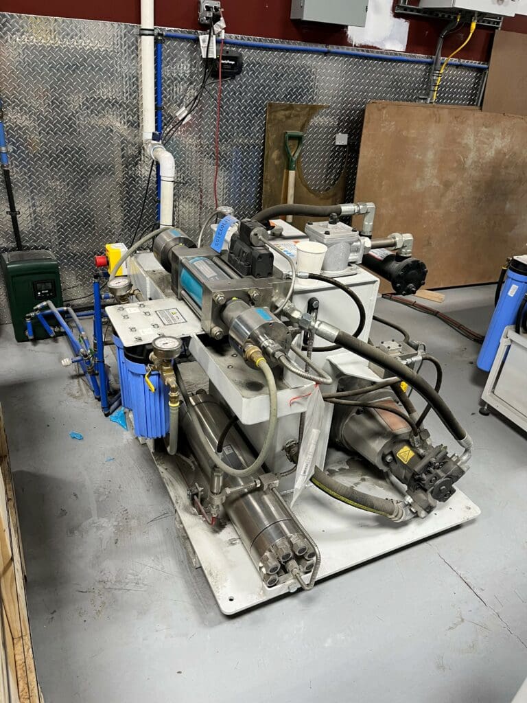 Used Flow Mach 200-4020 CNC Waterjet For Sale