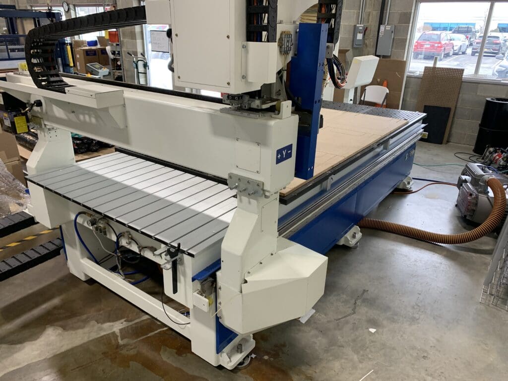 Used Hendrick HSR-R68 510 CNC Router for Sale
