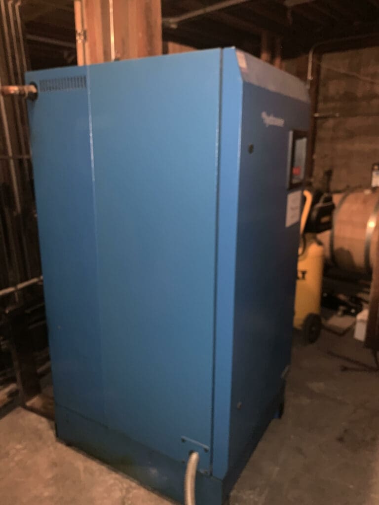 Used Hydrovane HVRSFR2B Air Compressor For Sale