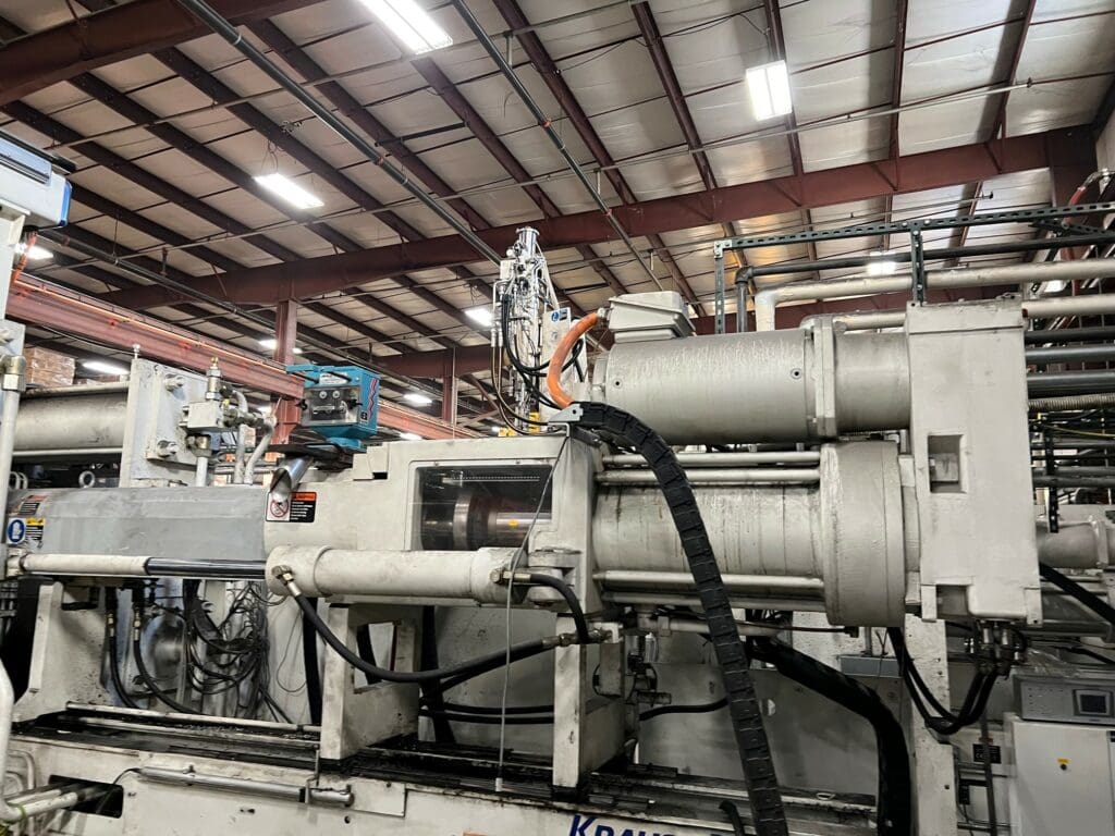 Used Krauss Maffei KM420-2700-220 C3 WEN Injection Molding Machine for Sale