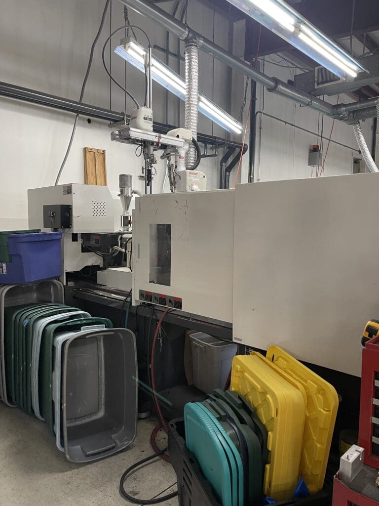 Used Niigata MD110X Injection Molding Machine For Sale