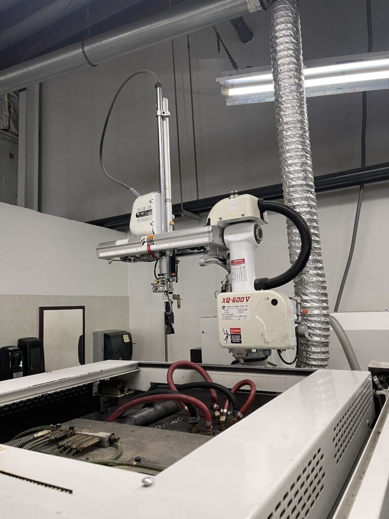 Used Niigata MD110X Injection Molding Machine For Sale