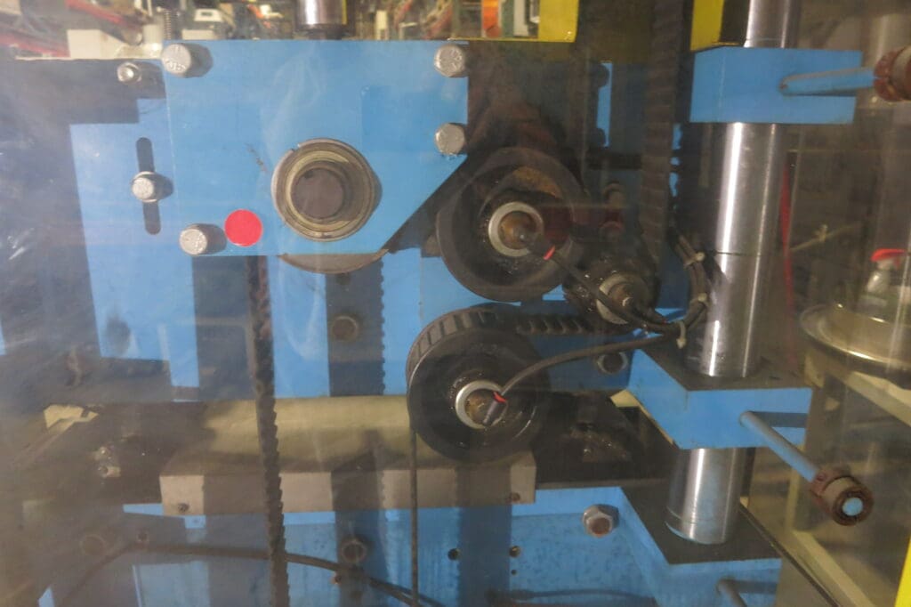 Used Plastic Extrusion Machinery 325 Extruder For Sale