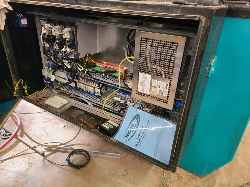 Used Techni Jet TJ3000-X3 CNC Waterjet For Sale