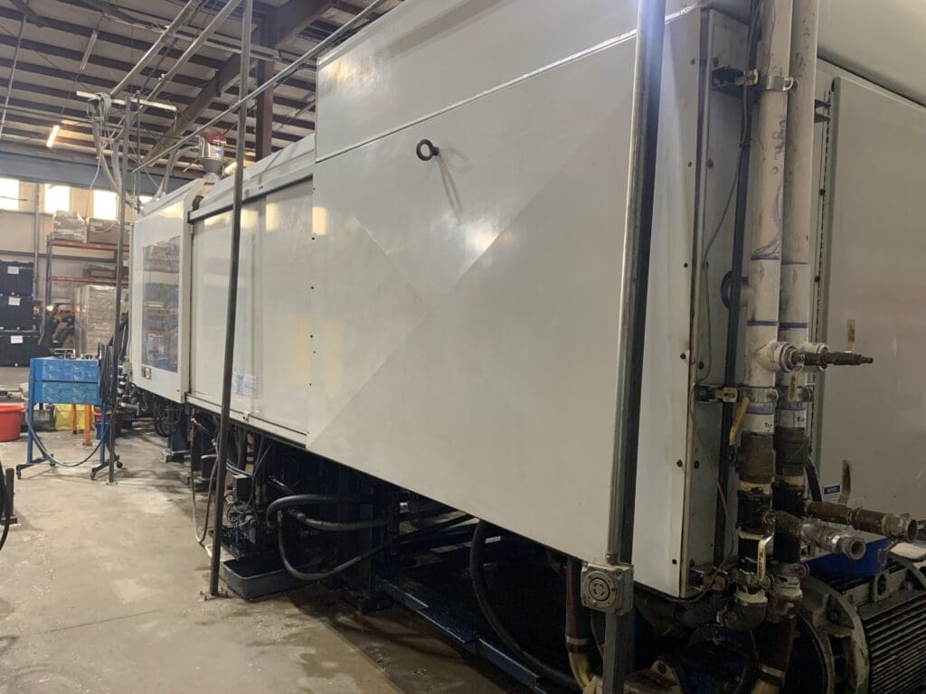 Used Van Dorn Spectra 880SP4300 Injection Molding Machine For Sale