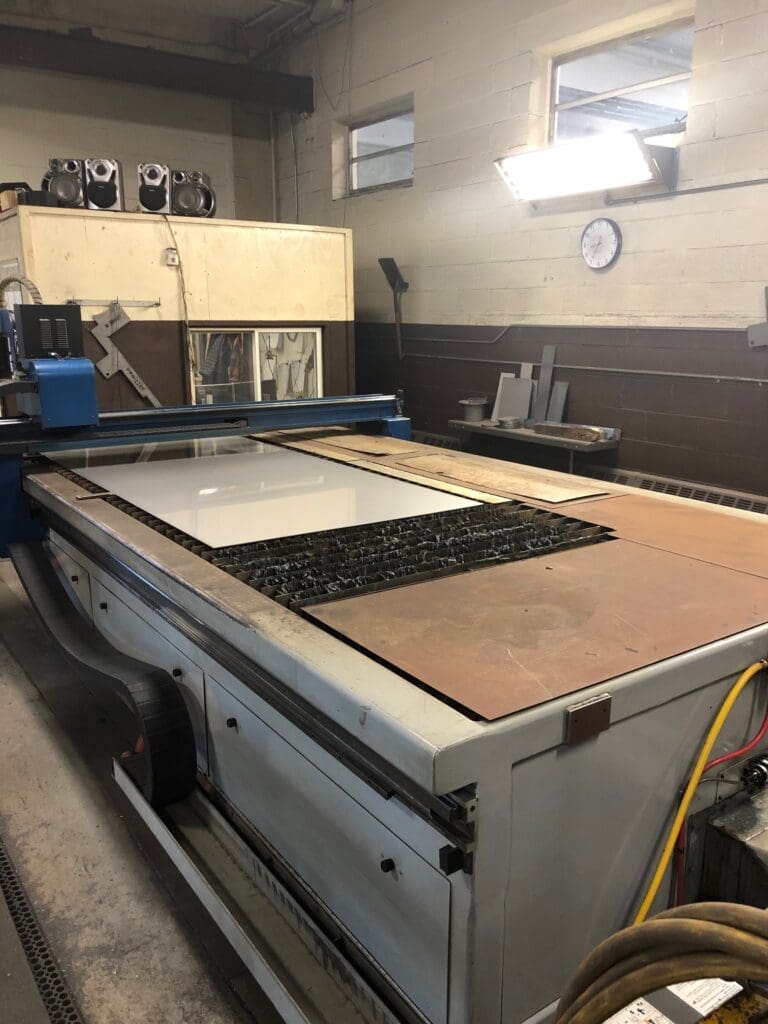 Used AKS Accukut P0610-424 Plasma Cutter For Sale