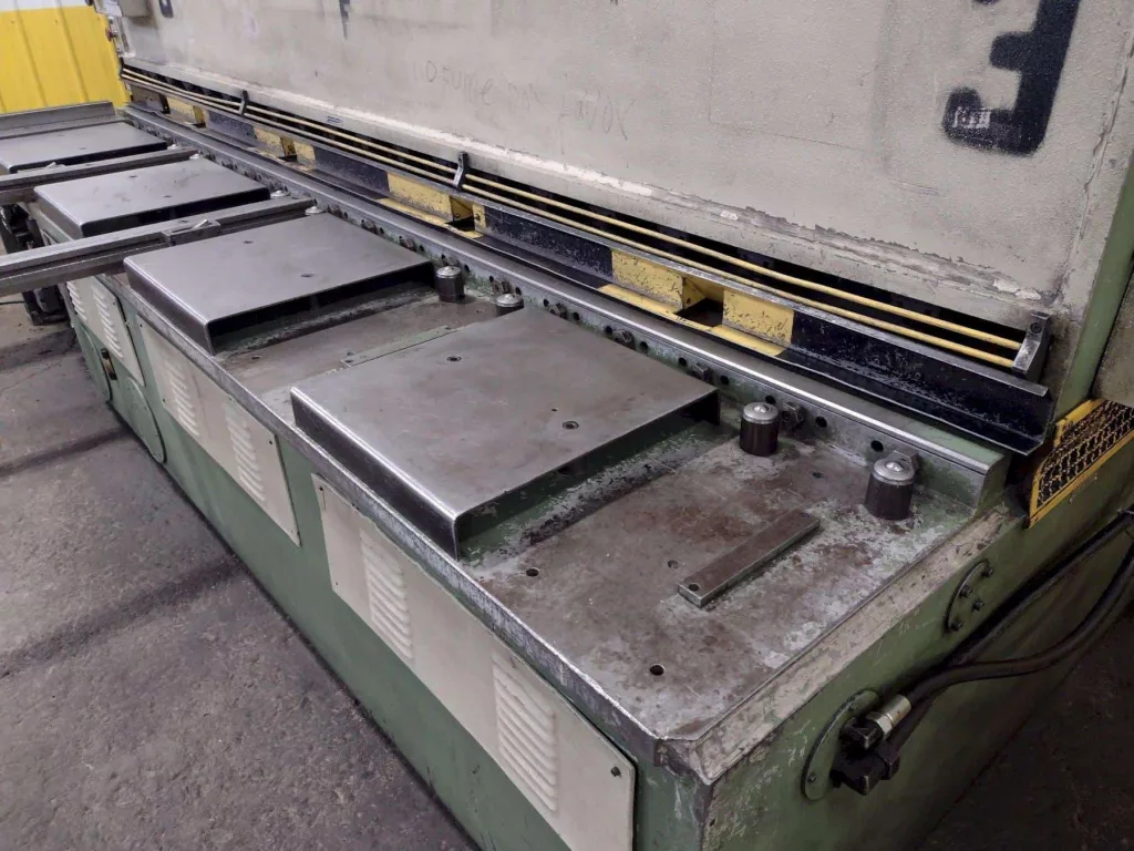 Used Adira GH0-0437 Shear For Sale
