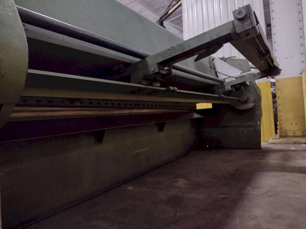 Used Adira GH0-0437 Shear For Sale