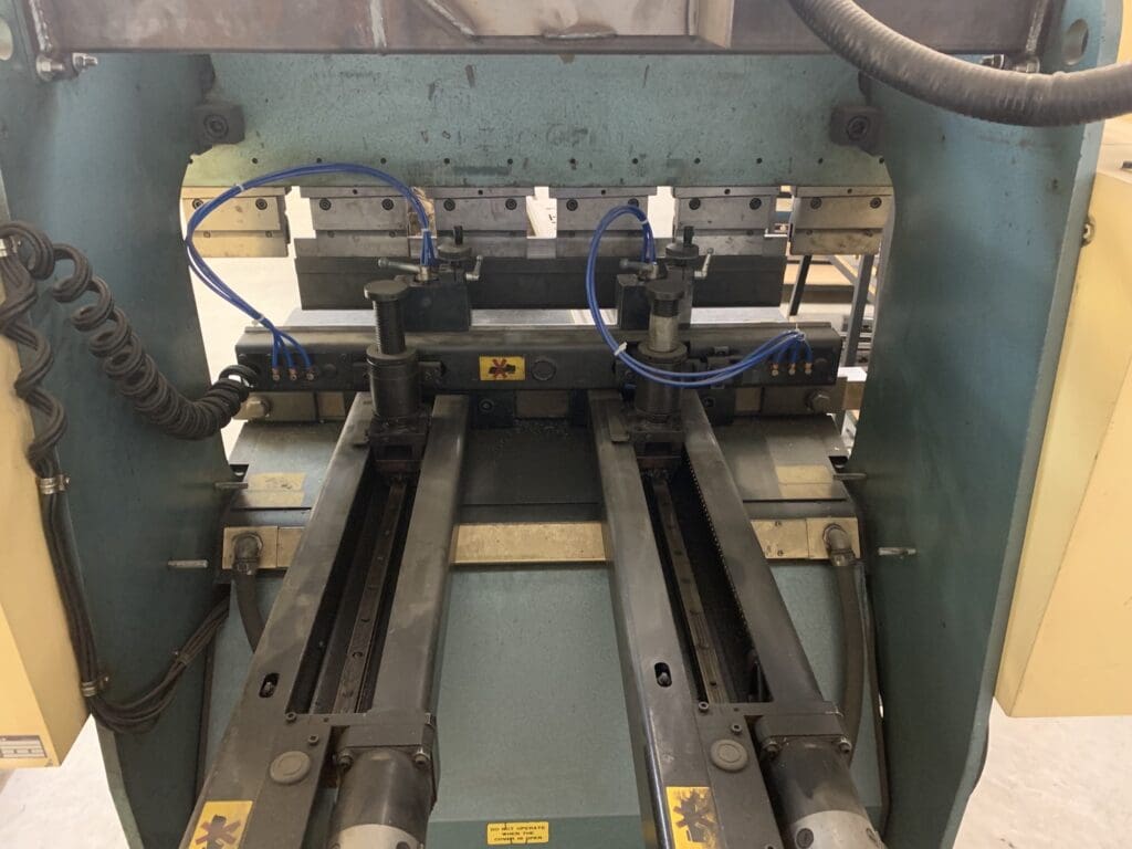 Used Amada RG-25 Press Brake For Sale