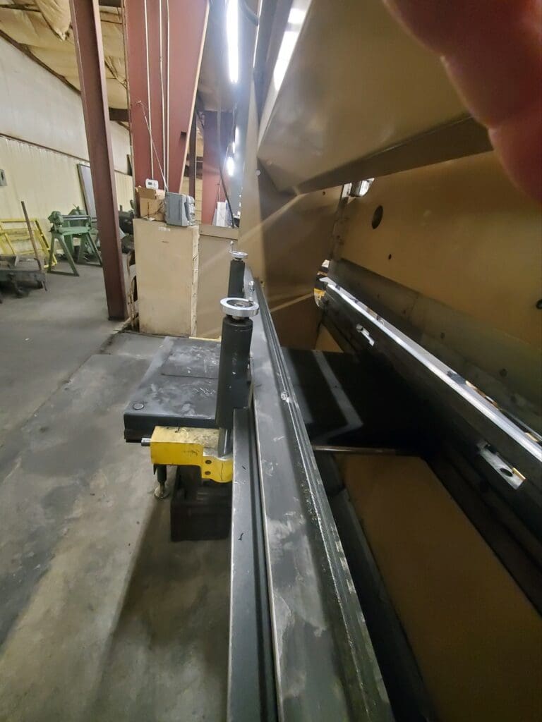 Used Cincinnati 90-CBII Press Brake For Sale