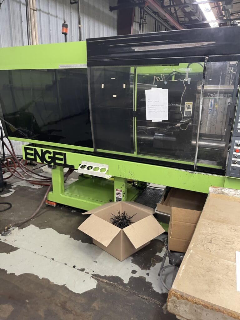 Used Engel ES 1050/200 Injection Molding Machine for Sale
