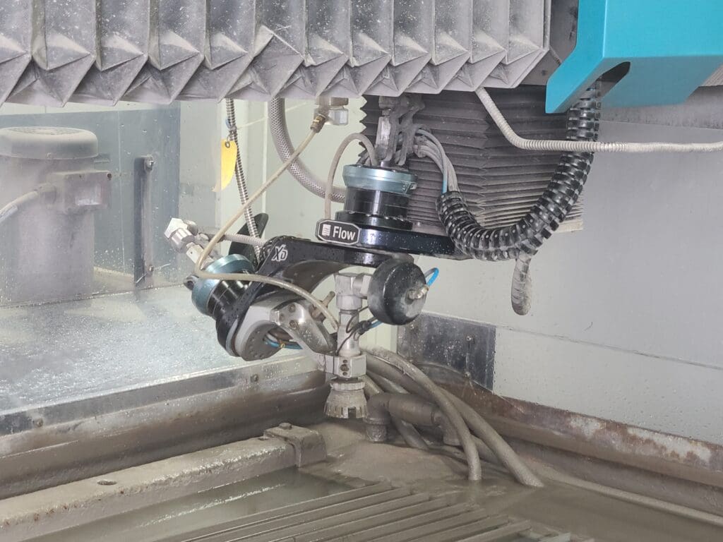 Used Flow Mach 4 2513c CNC Waterjet For Sale
