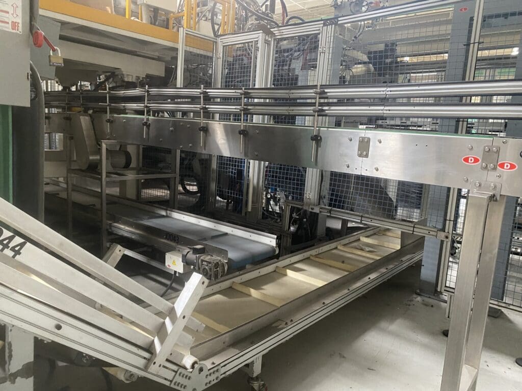 Used Fong Kee HBA150 Blow Molder For Sale