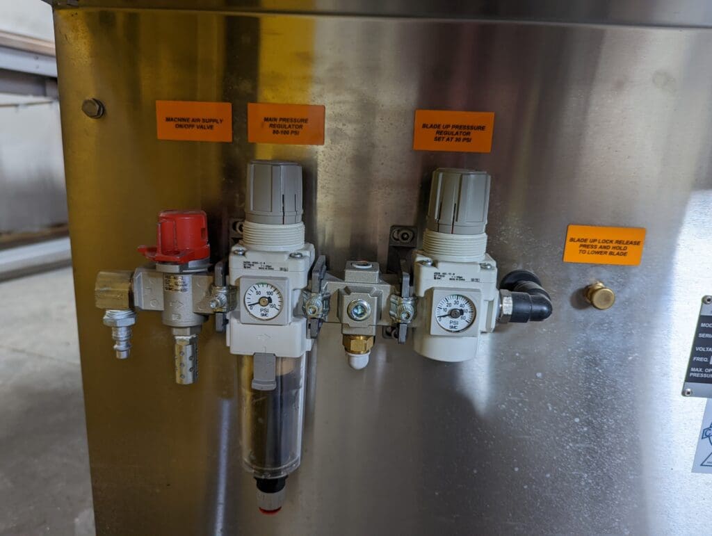 Used Food Tools CS-10TWWA Cake Slicer For Sale