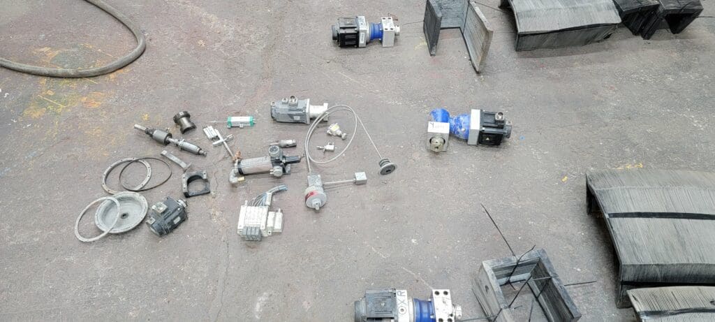 Used Mitsubishi DX612 Suprema Z-Axis Waterjet Auxiliary Equipment For Sale