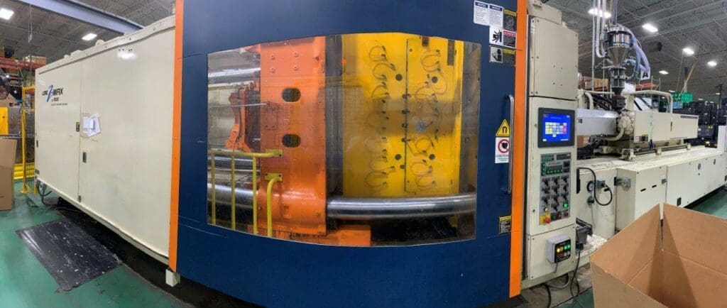 Used UBE UZ1000 Injection Molding Machine For Sale