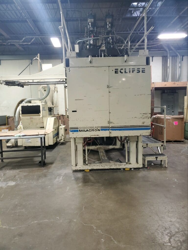 Used Cincinnati E90-D-4000 Blow Molder For Sale