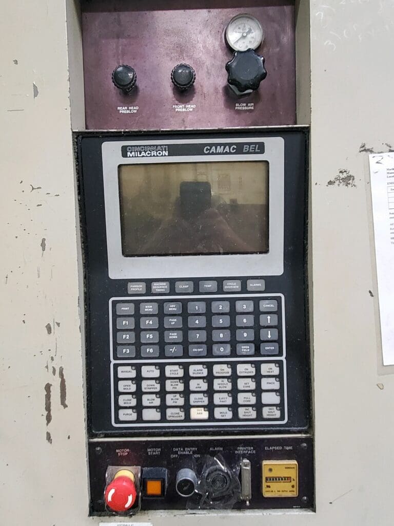 Used Cincinnati E90-D-4000 Blow Molder For Sale