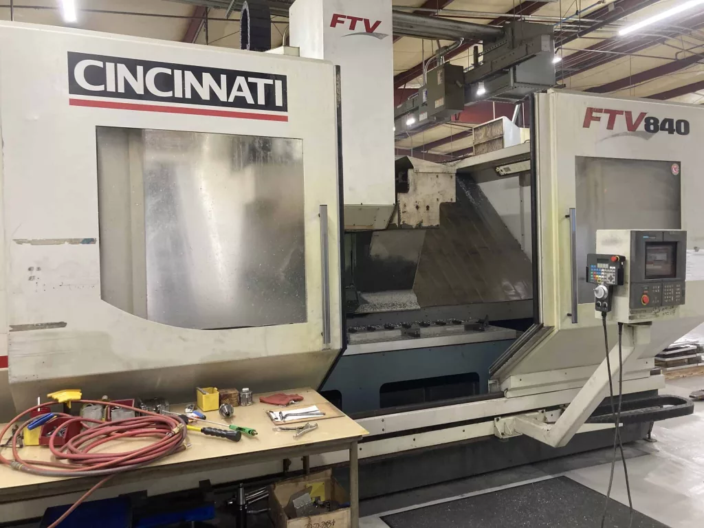 2002 Cincinnati FTV800 CNC Vertical Machining Center, photo 2 of 2