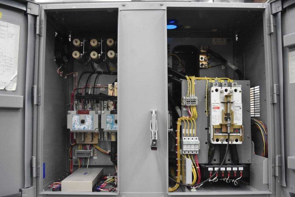 Used Conair 19XR-2122244BFS64 Chiller for Sale