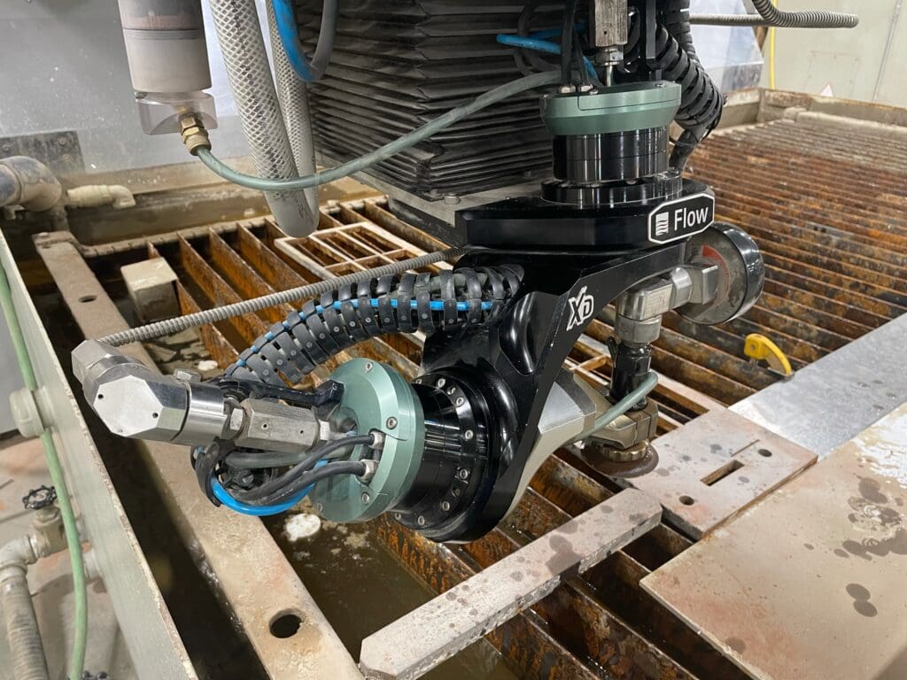Used Flow Mach 3 2513b CNC Waterjet For Sale