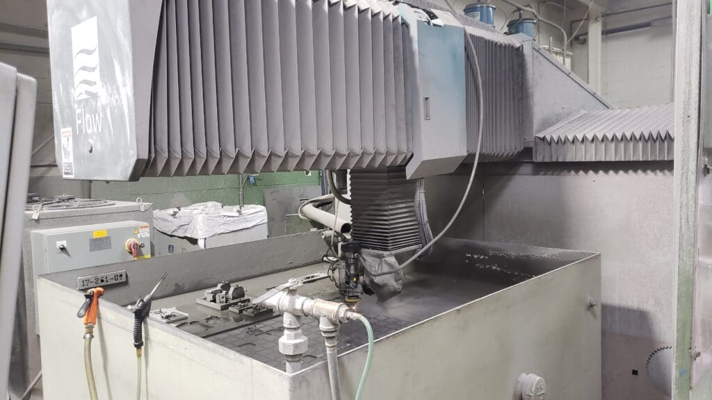 Used Flow Mach 4 1313b CNC Waterjet For Sale