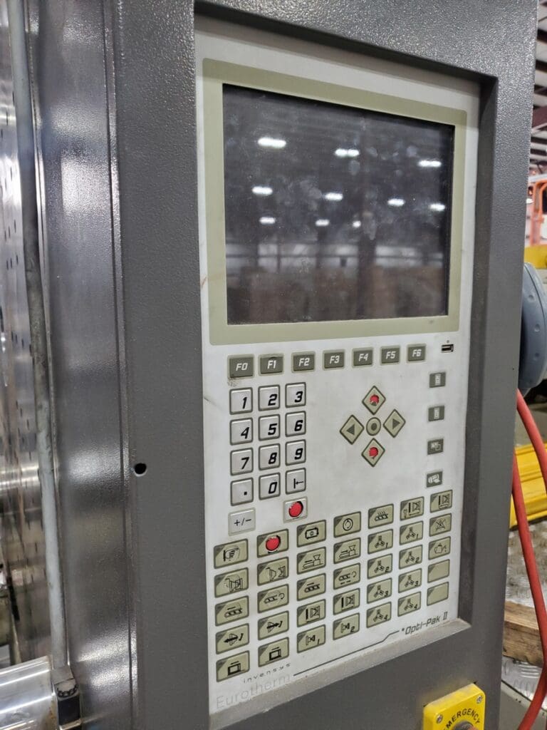 Used HPM HST650 Injection Molding Machine For Sale