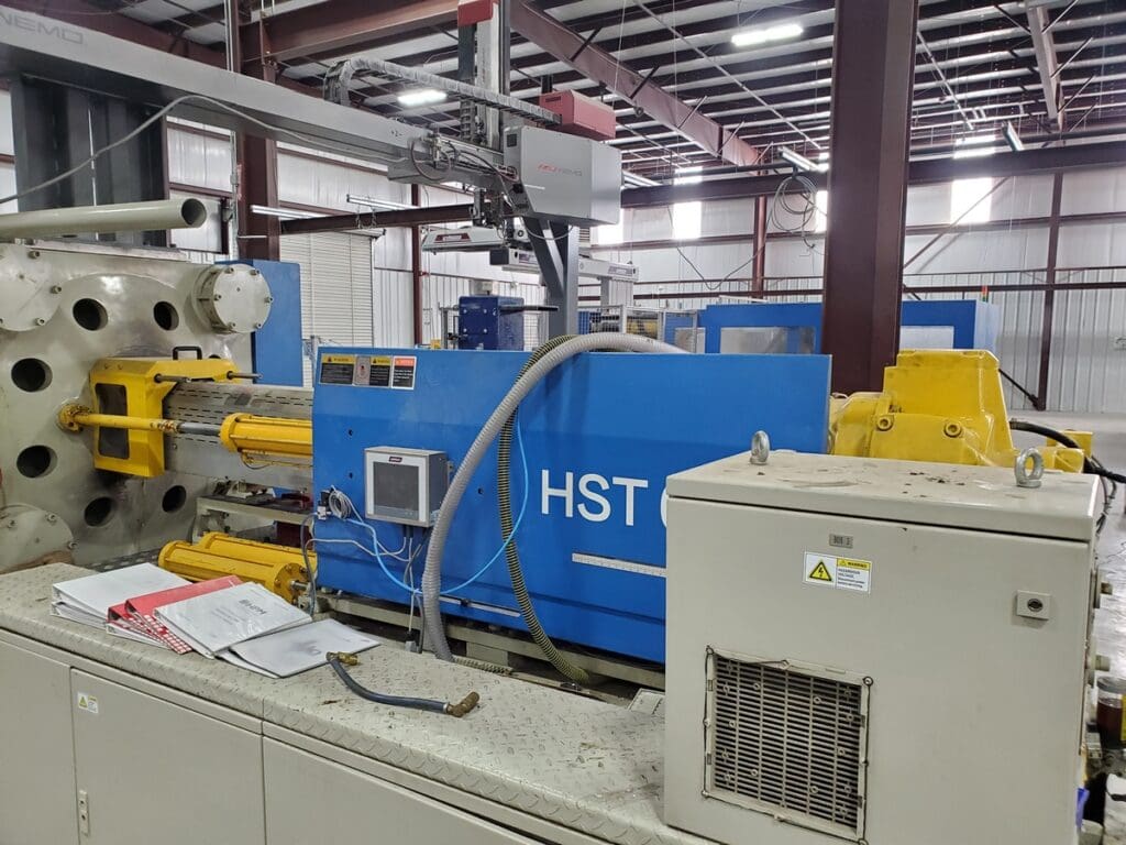 Used HPM HST650 Injection Molding Machine For Sale