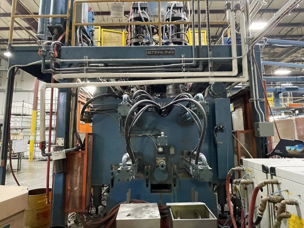 Used Sterling SE-425D Blow Molder for Sale