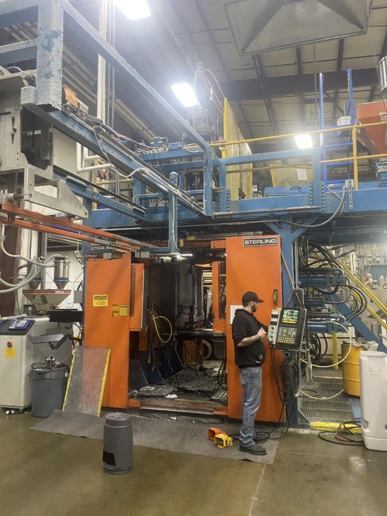 Used Sterling SE-425D Blow Molder for Sale