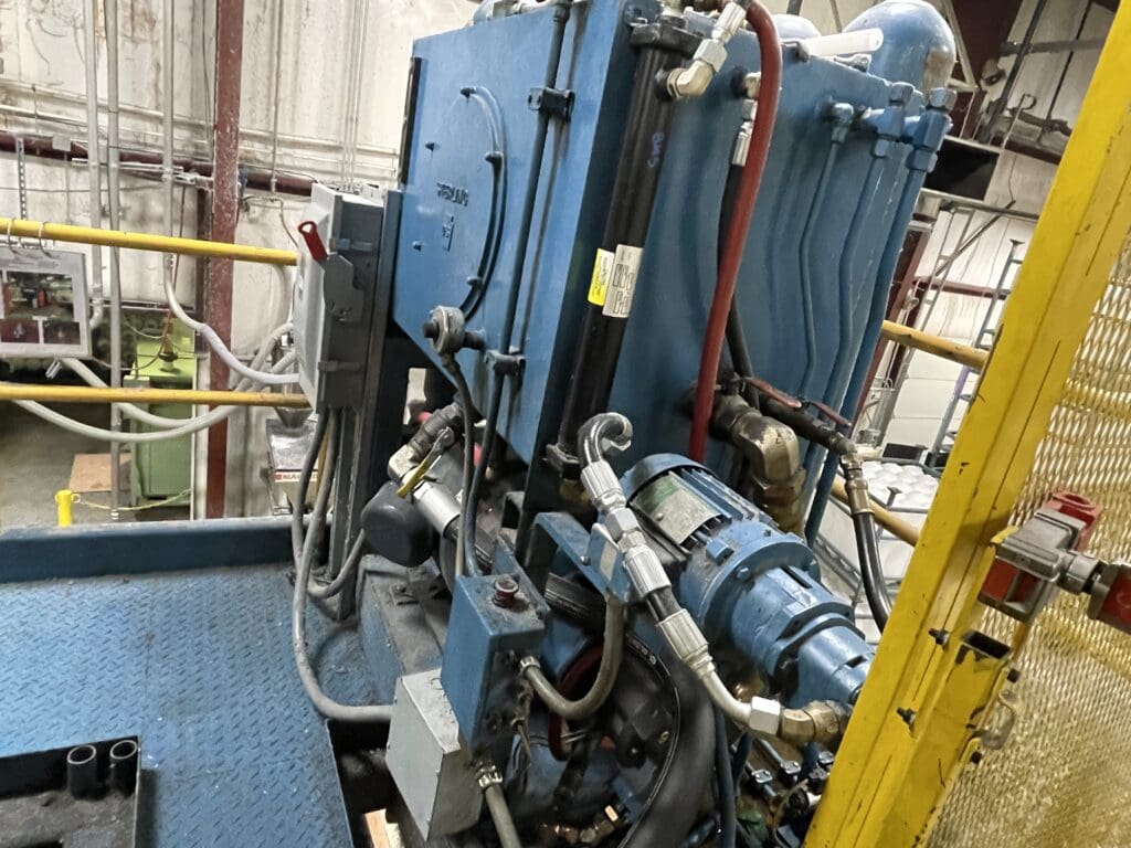 Used Sterling SE-425D Blow Molder for Sale
