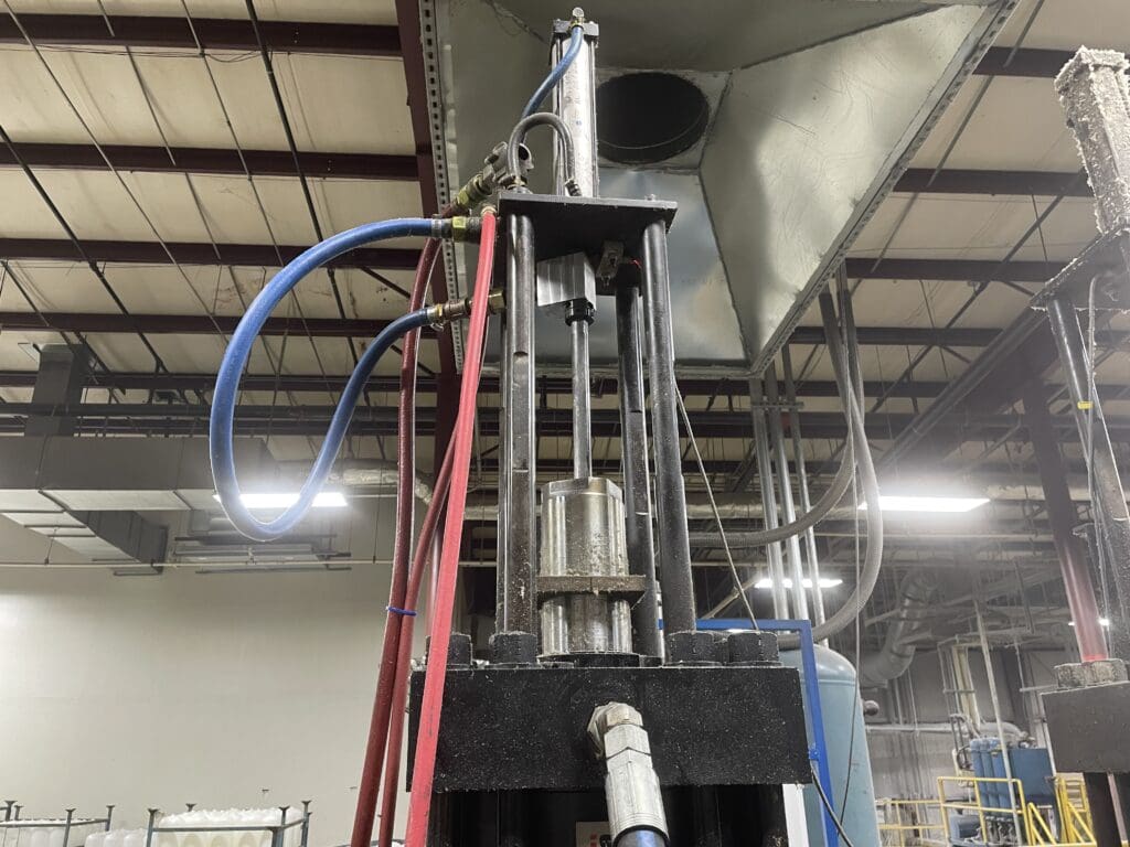 Used Sterling SE-425D Blow Molder for Sale
