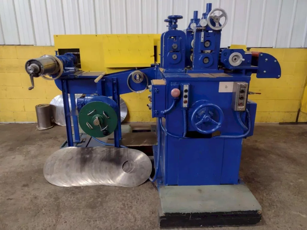 Torrington 2-5/8 Arbor Slitter/ Upender, photo 1 of 12