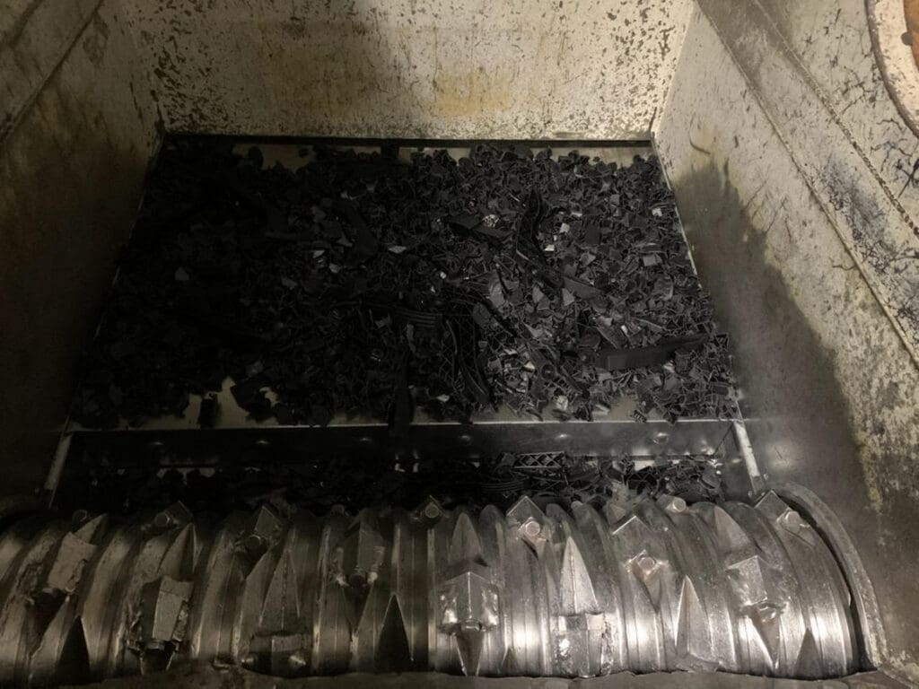 Used Vecoplan RG42XL Shredder for Sale