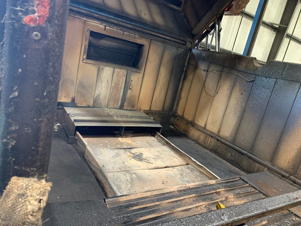 1998 FSP M100-PC Clamshell Rotational Molder For Sale