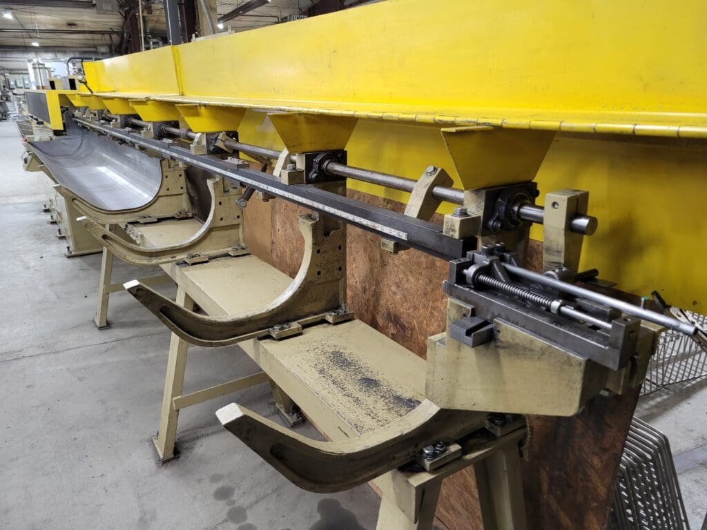 2003 Lewis 4SV8-AC Wire Straightening and Cutting Machine For Sale