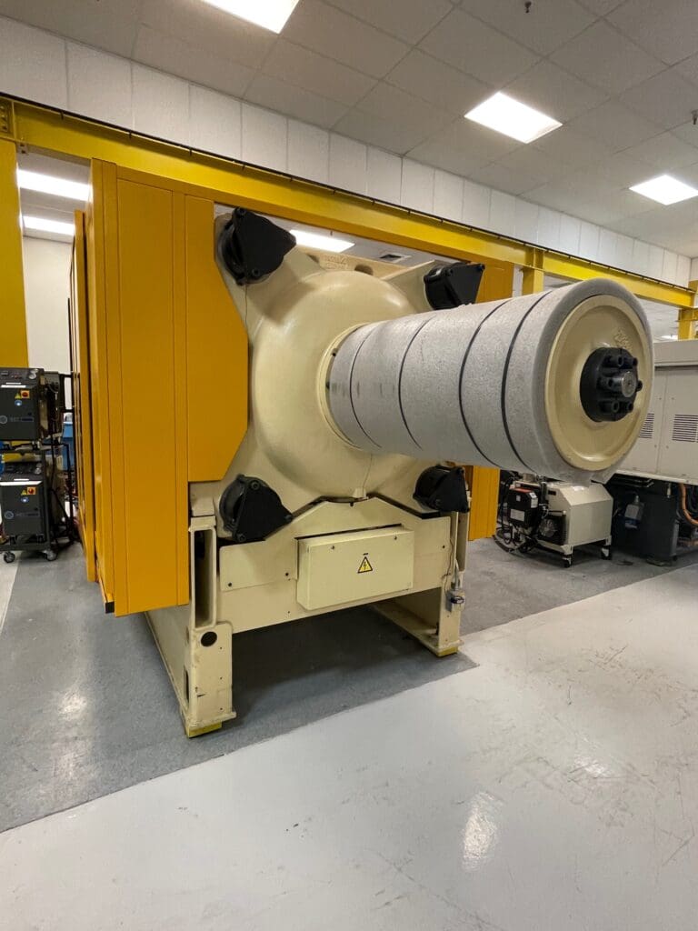 Used Husky H400 RS55/50 Injection Molding Machine For Sale